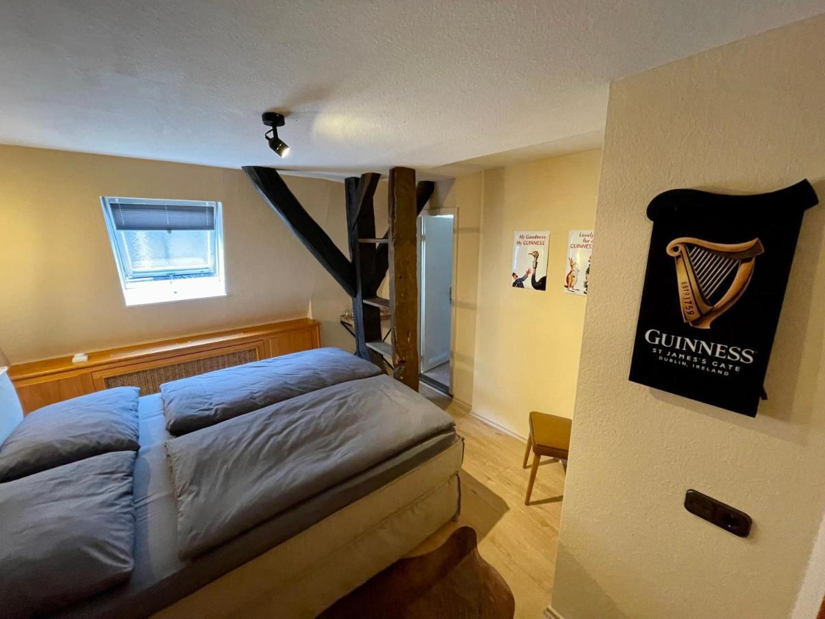 Pub 111 - Altstadt Apartment